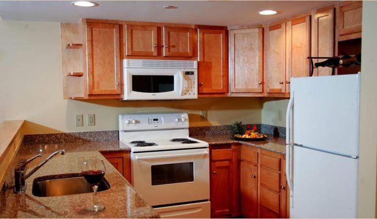 The Pointe At Castle Hill Resort & Spa Proctorsville Bagian luar foto